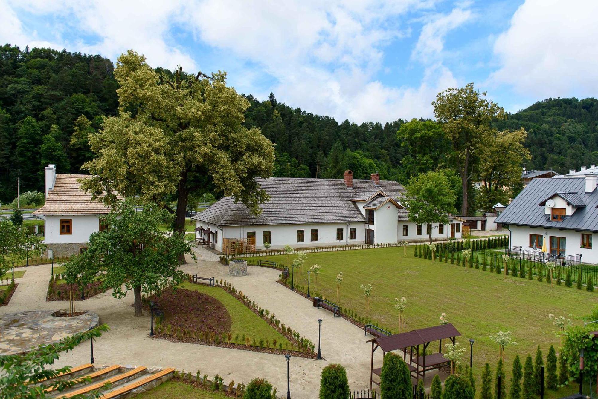 Villa Turris Apartamenty Przy Muszynskim Zamku Muszyna Exteriör bild